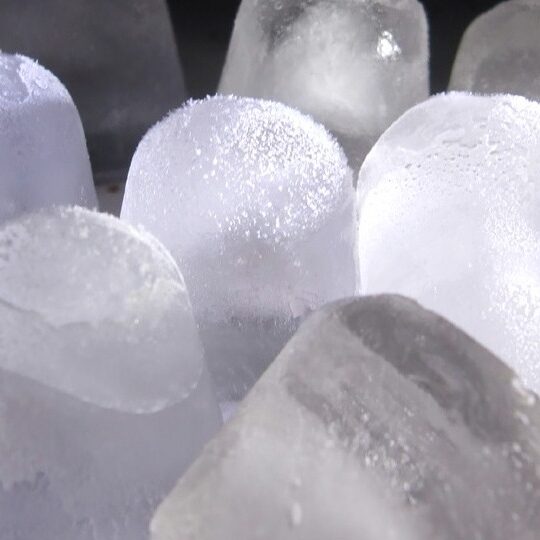 IceInLightDSCF5258-721485